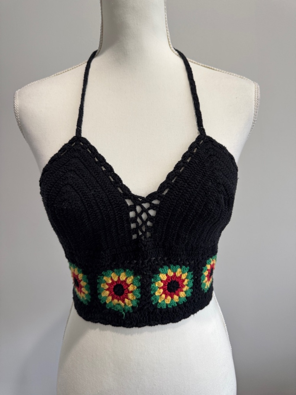 Lakhays Rasta Flower Crochet Top One Size - Picture 2 of 5